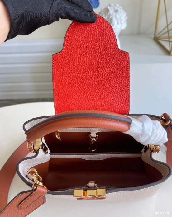 CAPUCINES VUITTON LOUIS BB 0717